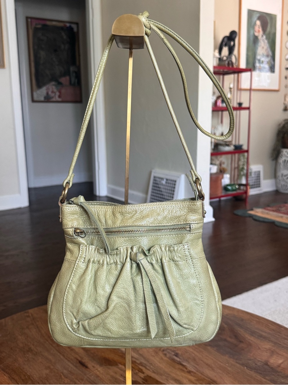 Vintage Fossil Matcha Green Leather Crossbody Bag Zip Top Close Exterior Pocket